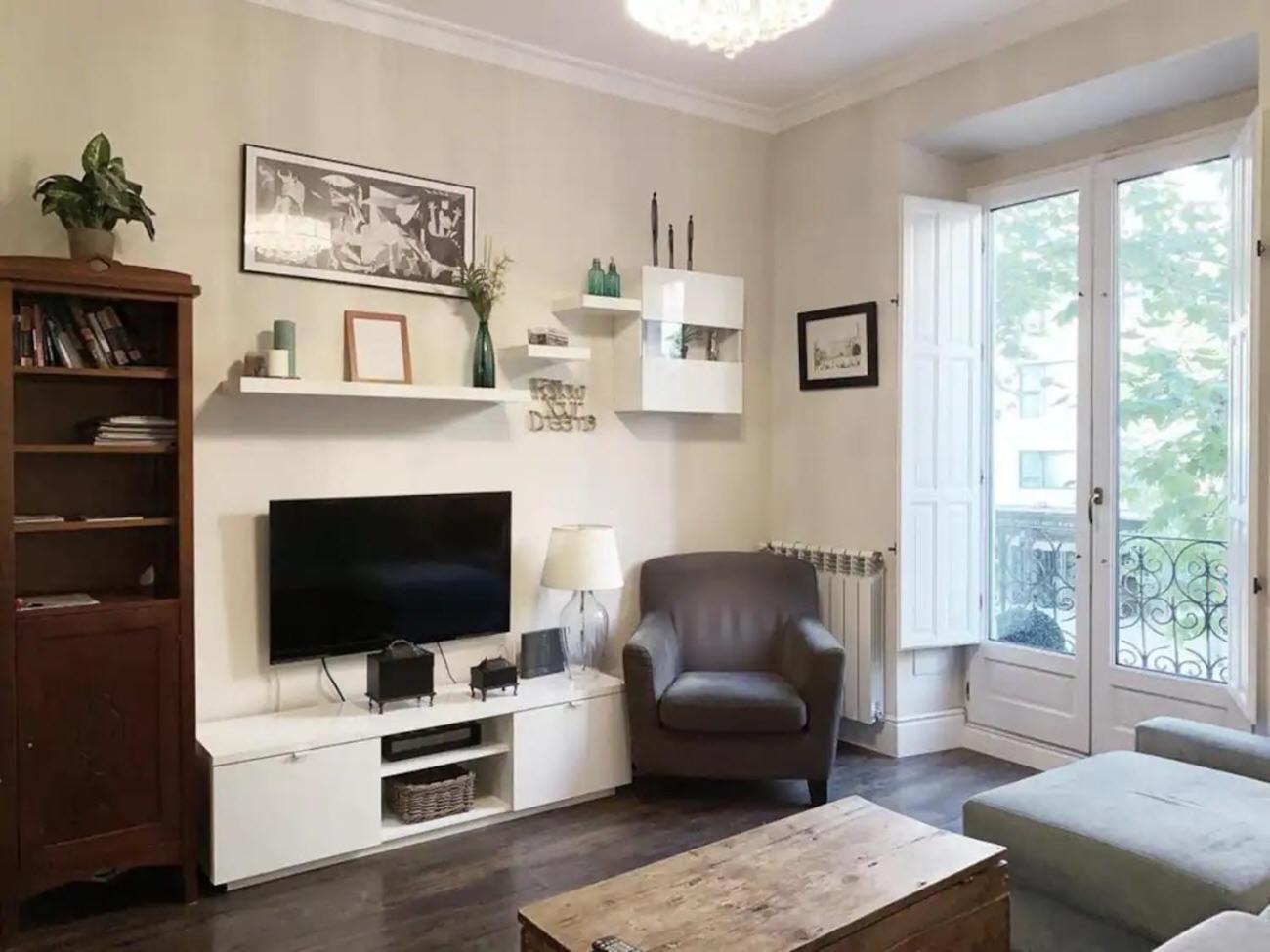 Apartamento Atocha Madrid Centro Ave Muy Grande Luaran gambar